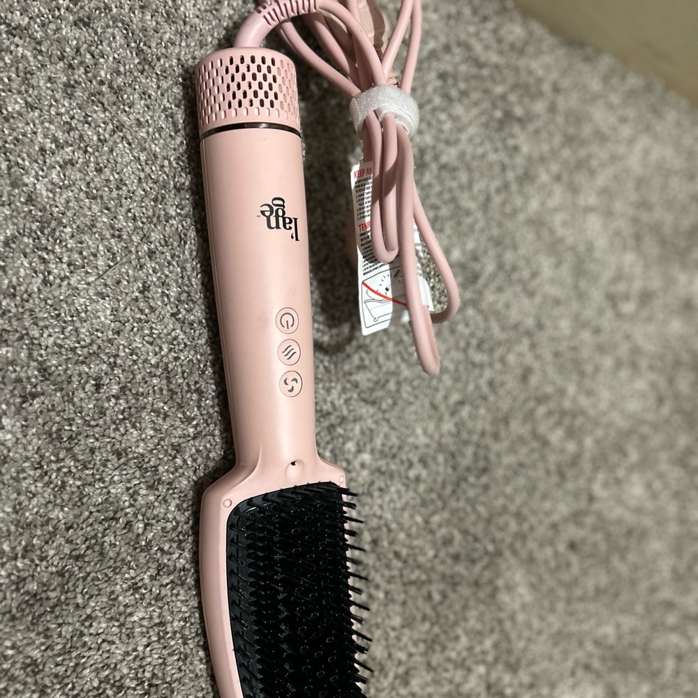 L’ange Hair AIRess Straightening Blow Dryer Brush